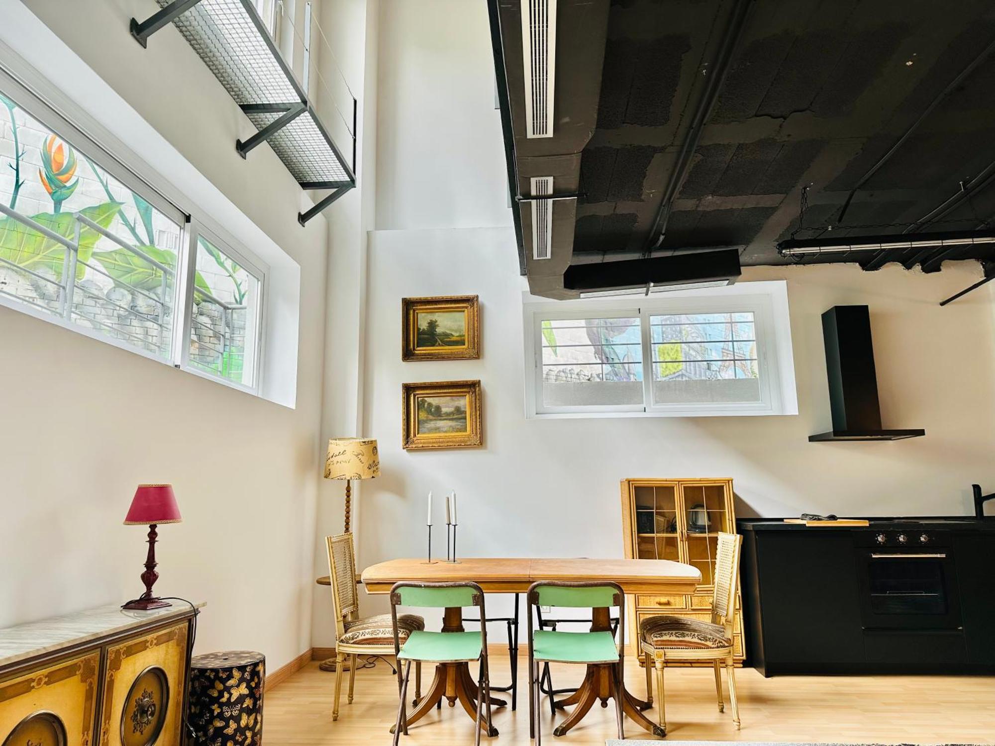 Апартаменты Loftsoho Алькобендас Экстерьер фото